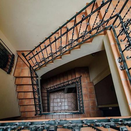 Precioso Apartamento En El Casco Antiguo De Triana Seville Luaran gambar